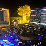 Belong * Çeşme