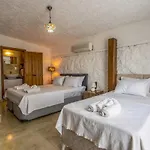Belong * Çeşme
