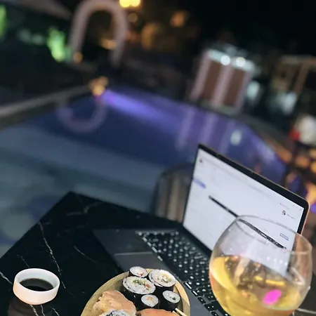 Belong Butik Çeşme