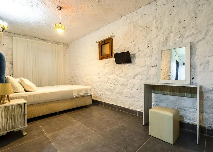 Belong Albergue
